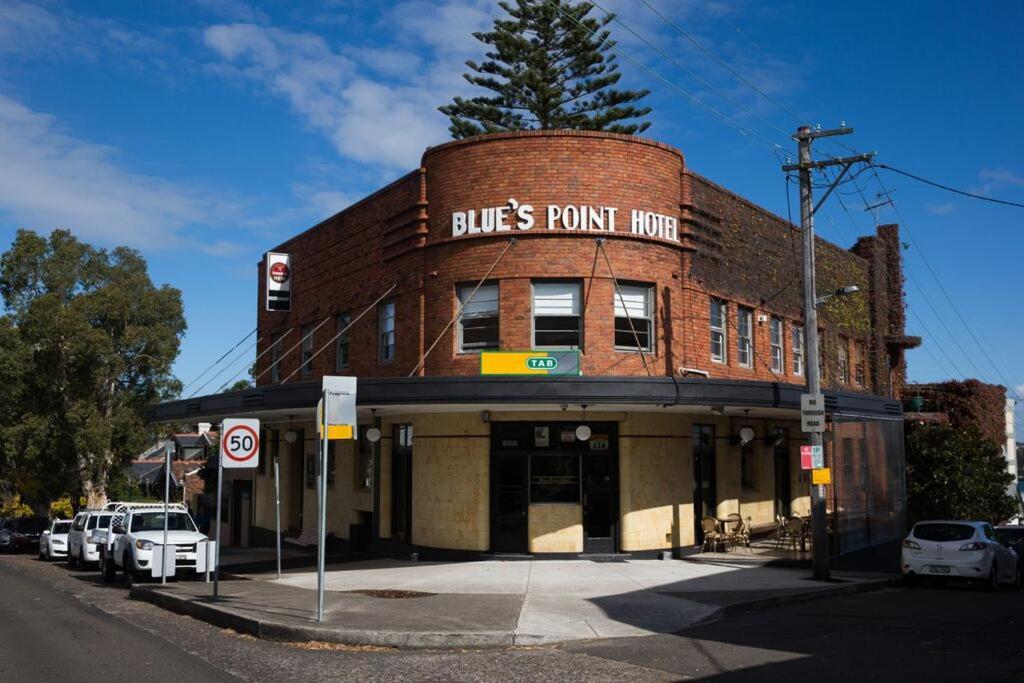 Blues Point Hotel Sydney Exterior foto